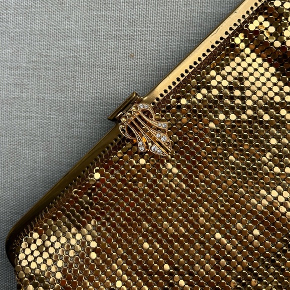 1940’s golden clutch - Picture 2 of 7